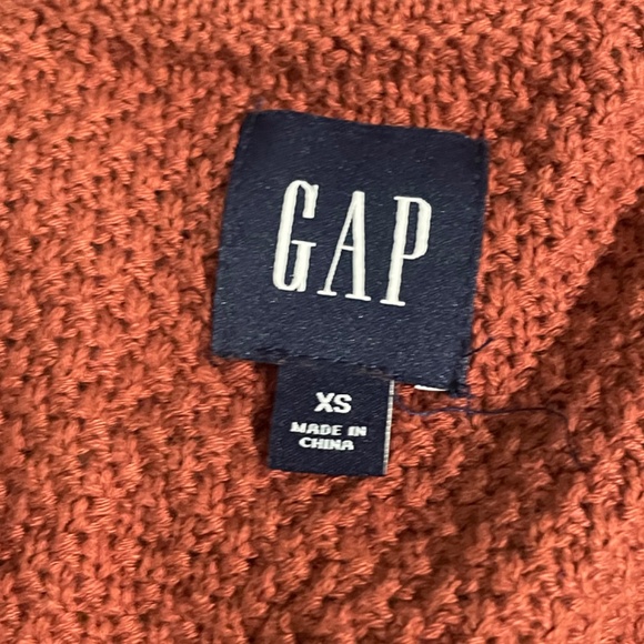 button sweater - Picture 2 of 2